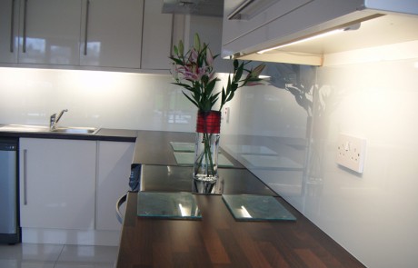 White glass Splashback