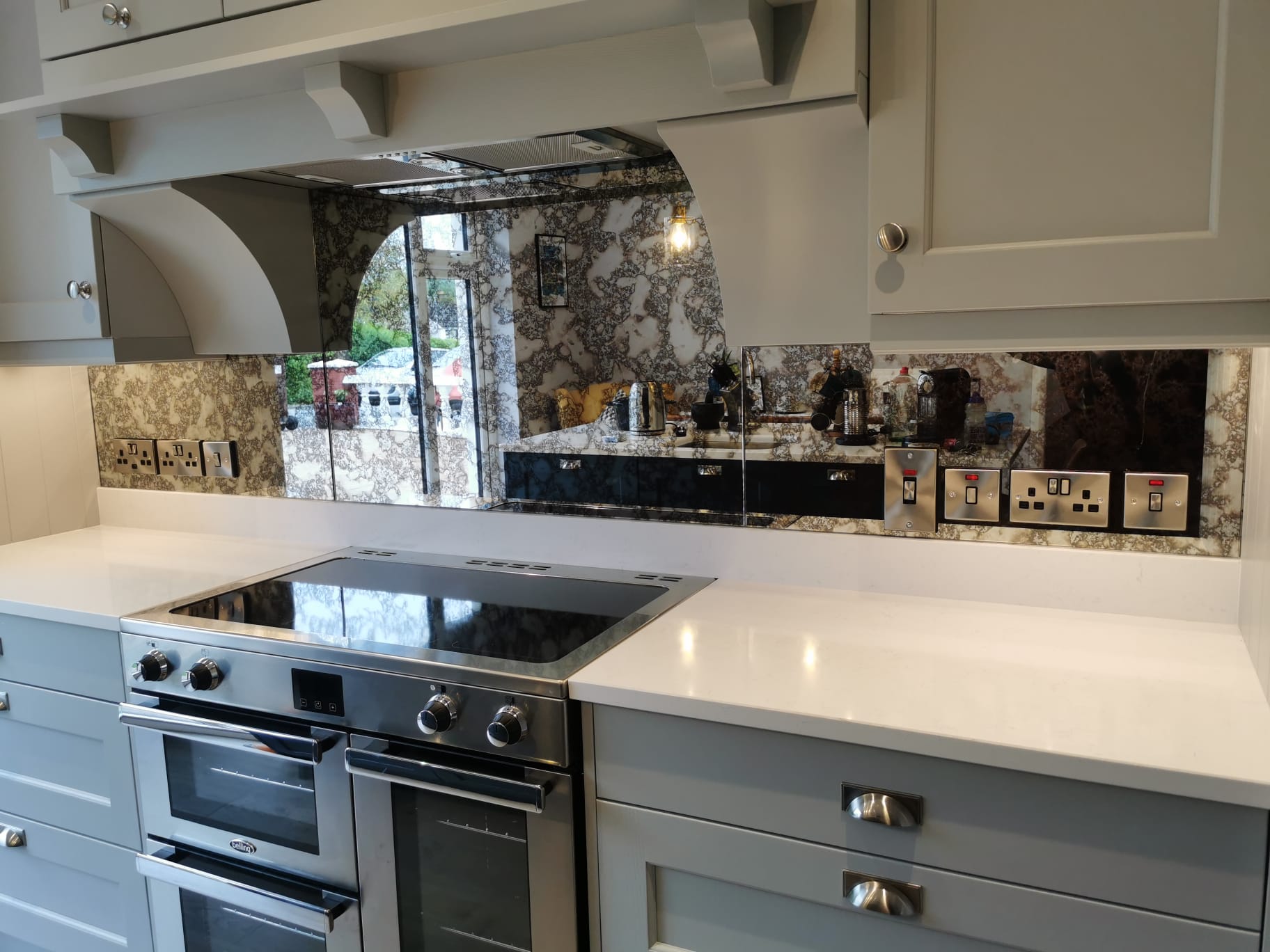 Nsg Glass Splashbacks 19 Antique Mirror Splashback 001 2