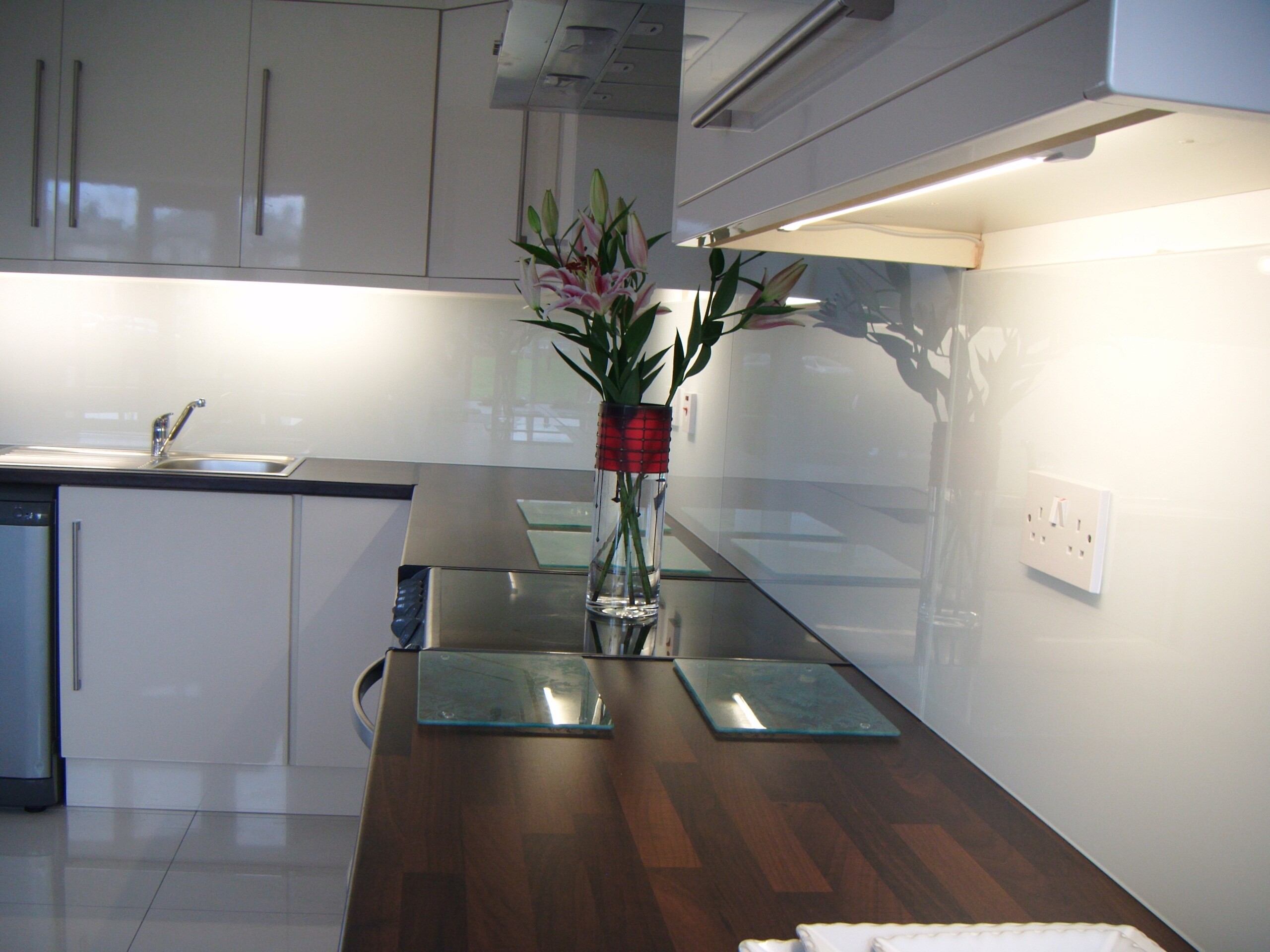 Nsg Glass Splashbacks 15 Dscf2056 Scaled