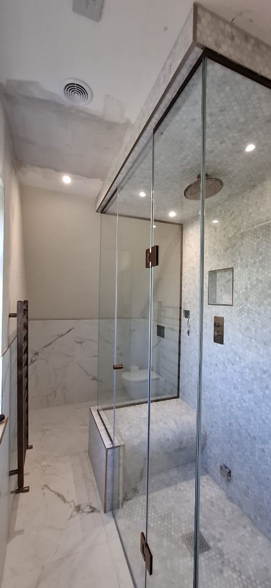 Full Shower Enclosure Antique Bronze 02