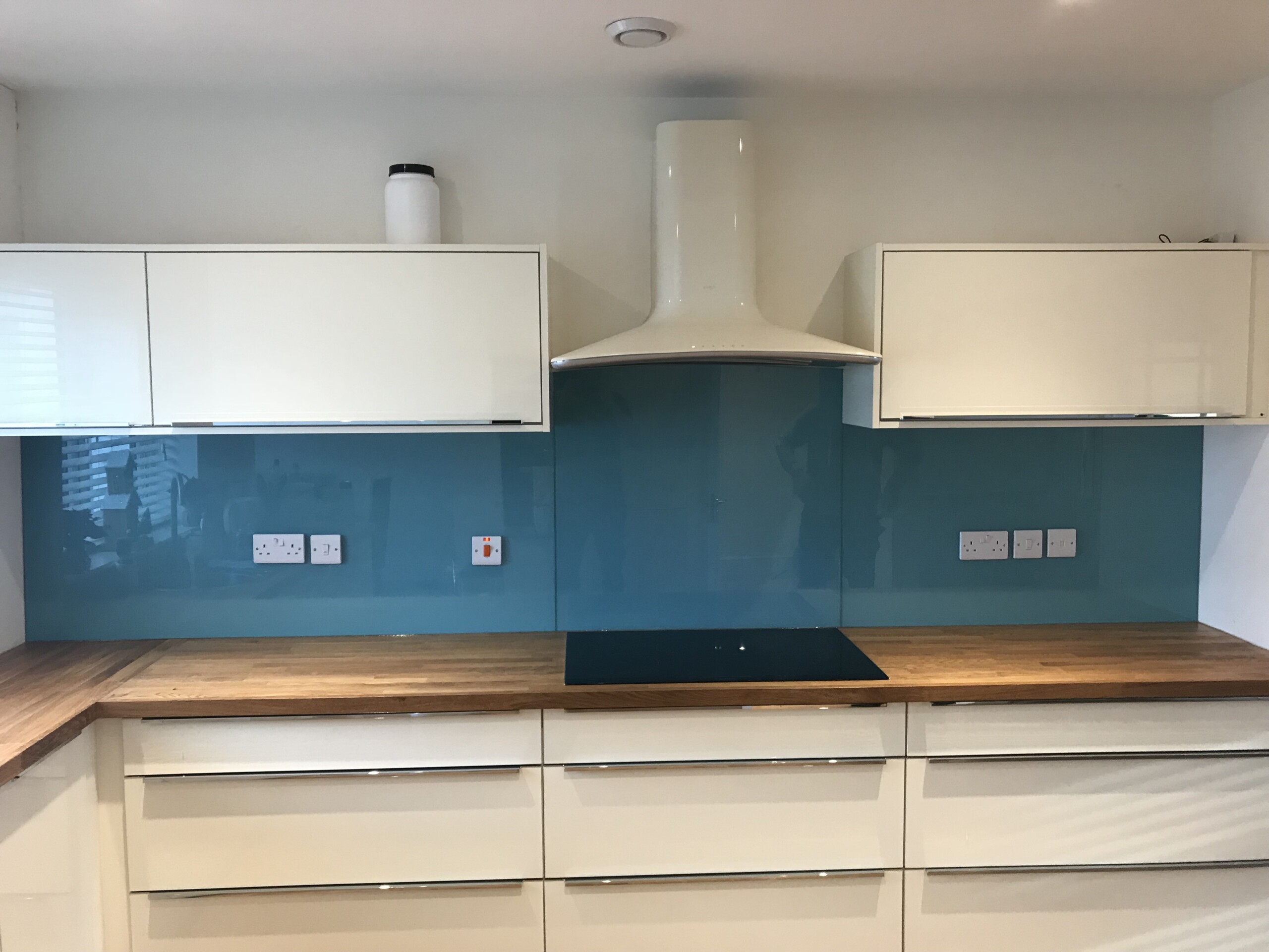 Nsg Glass Splashbacks 9 Img 9955 Scaled