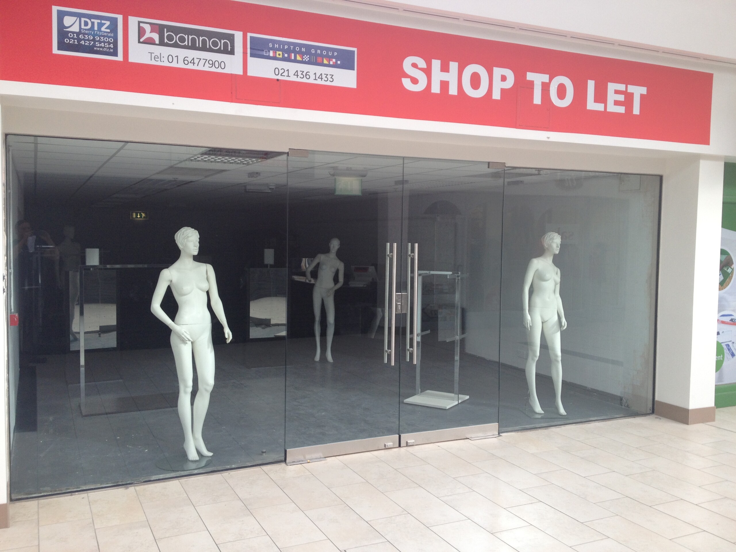 Nsg Swing Glass Doors 5 Swing Glass Doors With Rails 006 Scaled