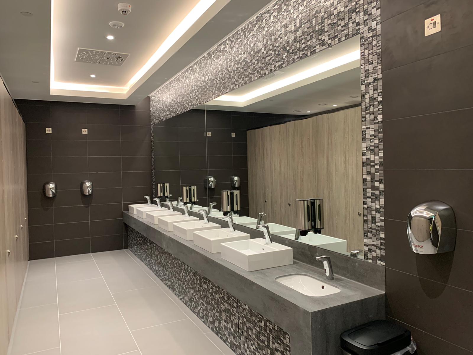 Bathroom Mirrors Hospitality 007 1