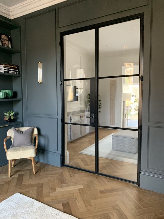 Crittal Style Glass With Black Divisions 003