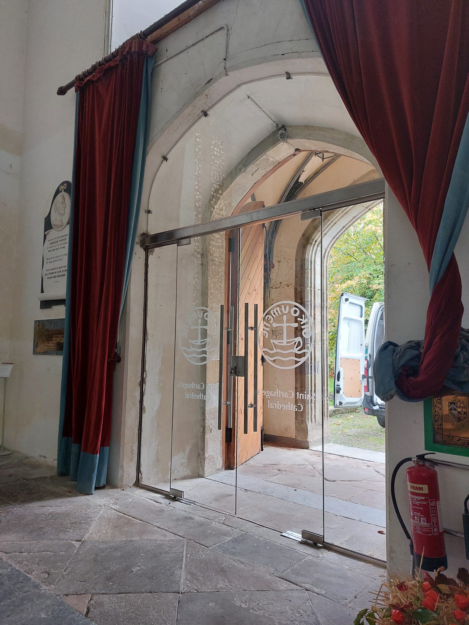 Nsg Swing Glass Doors 12 Hydraulic Swing Toughened Glass Doors 001