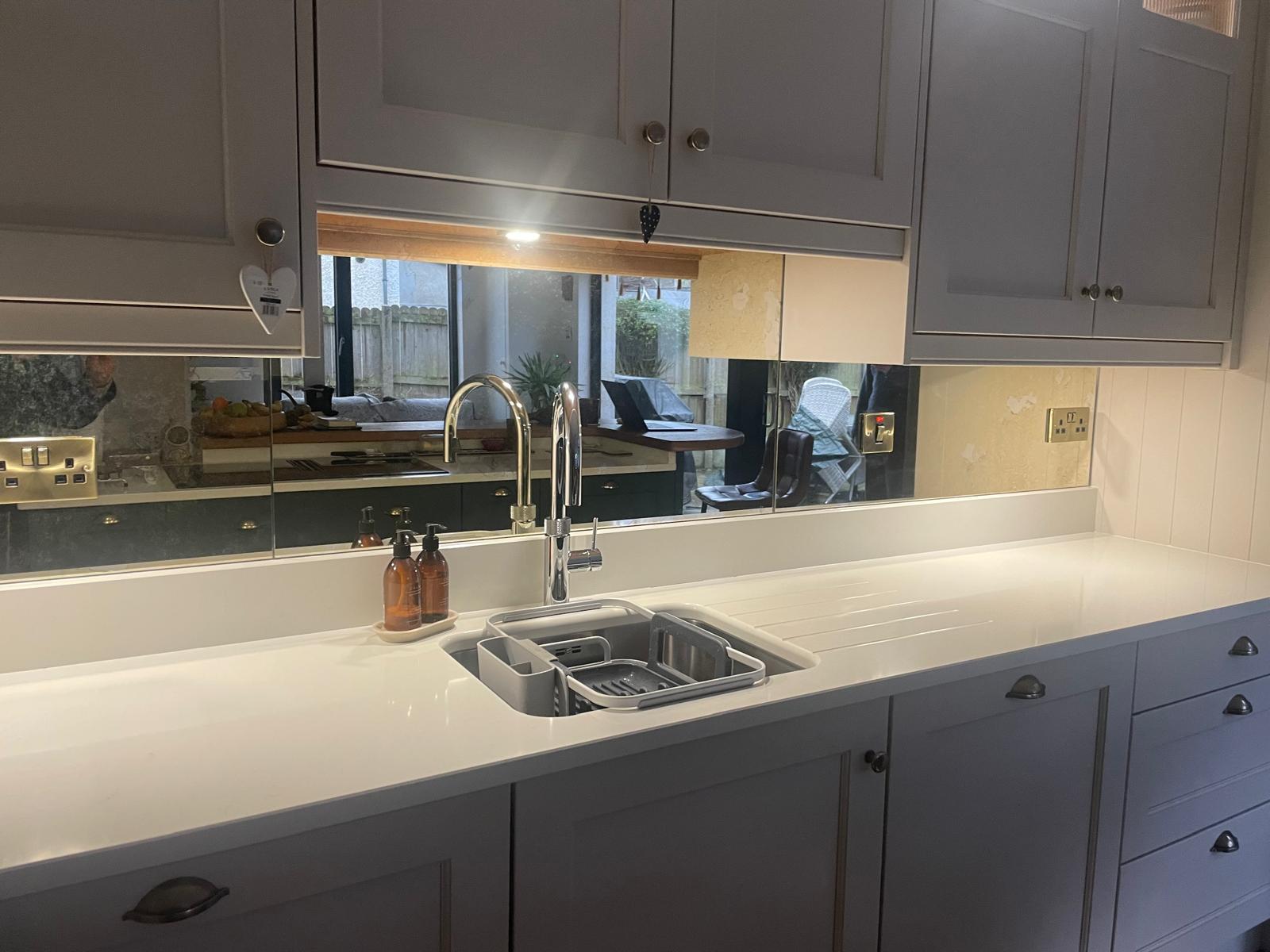 Antique Mirror 7 Antique Mirror Splashback In Kitchen 003